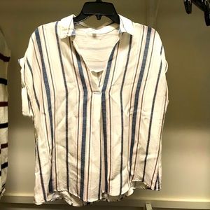 MINE Boutique Shirt - 90% Rayon/ 10% Nylon. Perfect shirt for the summer!